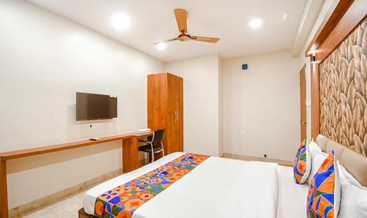Fabhotel Dworld Residency