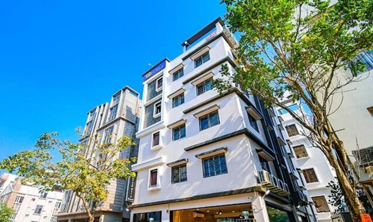 Fabhotel Dworld Residency Hotel Kolkata